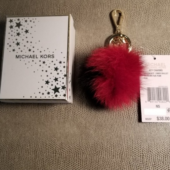 $$SOLD$$ Michael Kors Fur Pom Pom key bag charm - Picture 4 of 4